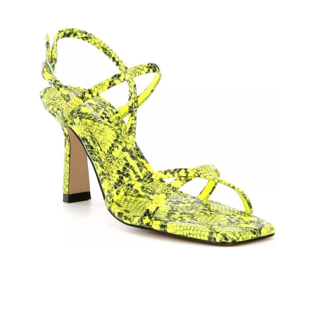 Gianni Bini sandals
